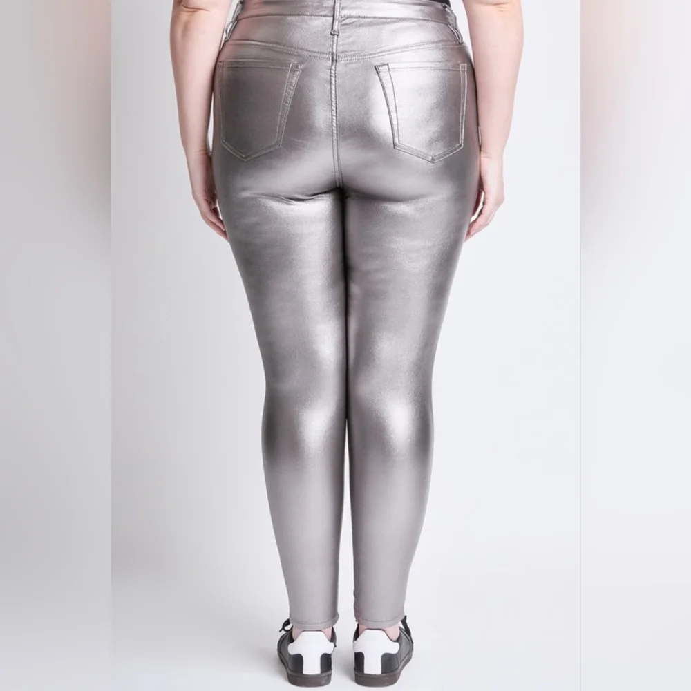 Plus Size Metallic High Rise Skinny - Picture 3 of 3